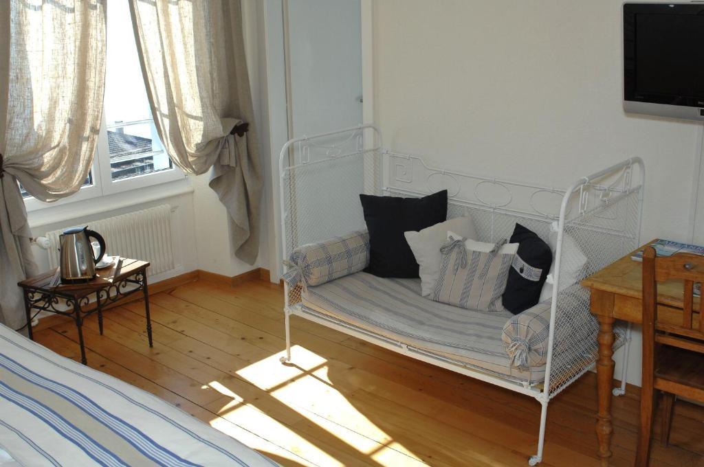Auberge De La Gare Grandvaux Δωμάτιο φωτογραφία